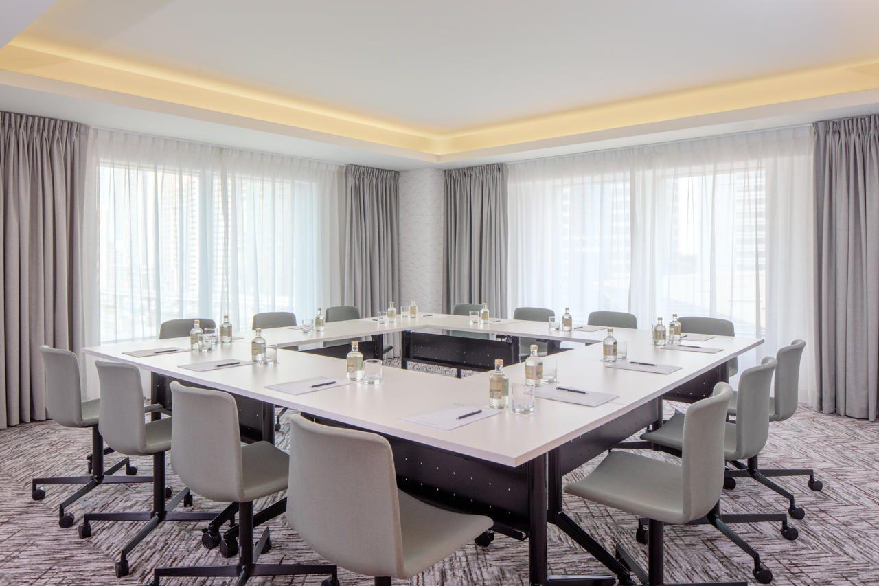 Staybridge Suites Dubai Internet City Exterior photo