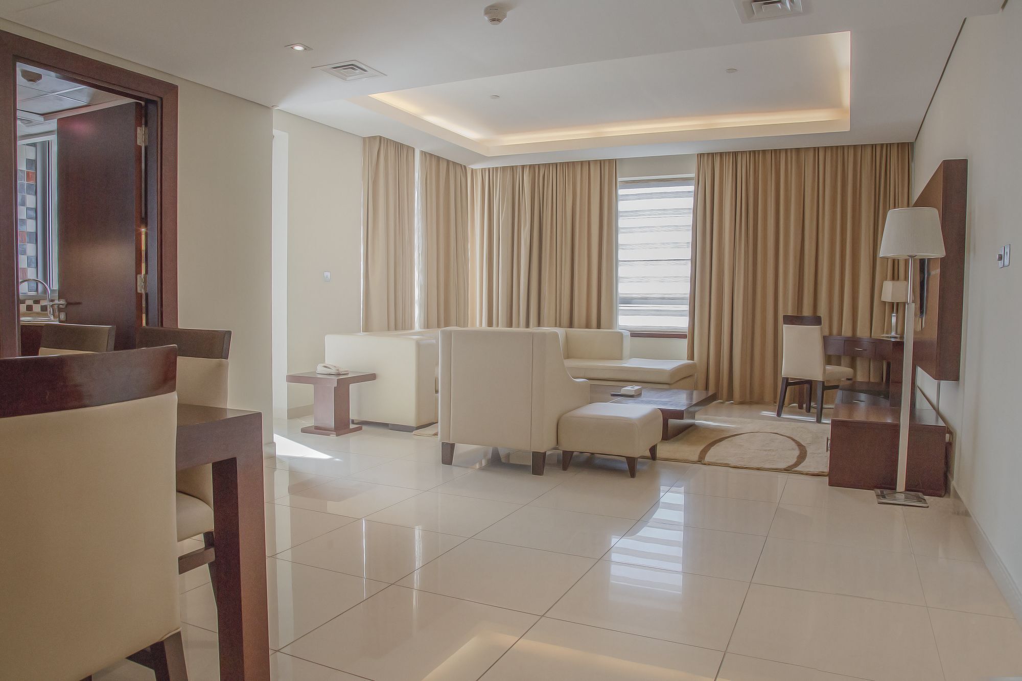 Staybridge Suites Dubai Internet City Exterior photo